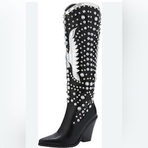 NIB Women's Black Rhinestone Cowboy Boots With Women Eagle Embroidered 7.5